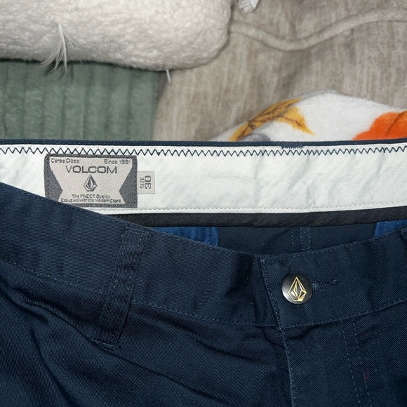 Volcom Navy Chinos 30" - Picture 3 of 4